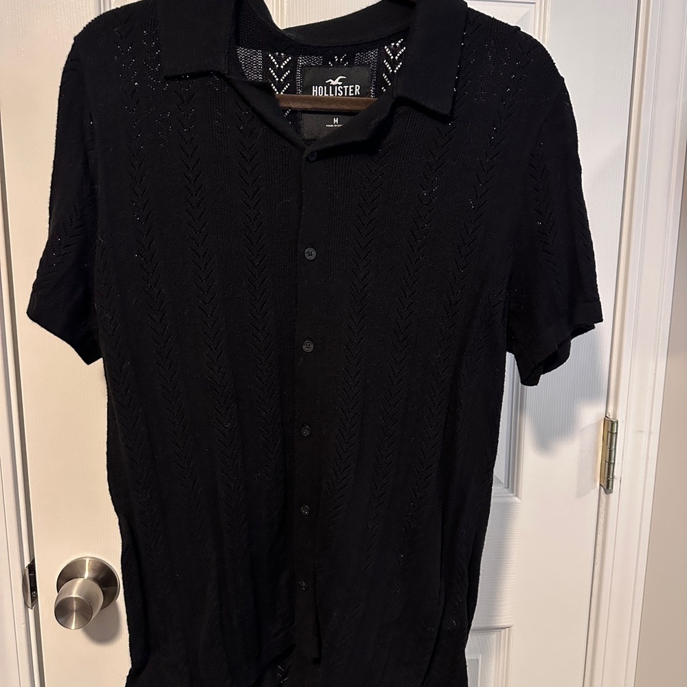 Hollister Men's Textured Black Button Down Shirt